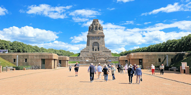 Leipzig, Stadtrundfahrt, Völkerschlachtdenkmal