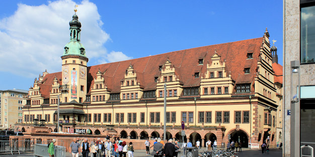 City Tour Leipzig - Market with old town hall