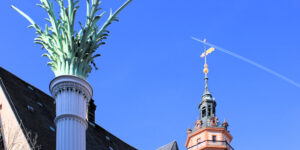 Nikolaikirche und Nikolaisäule in leipzig - Symbole der Friedlichen Revolution