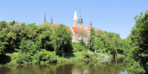 Dom und Schloss Merseburg über der Saale